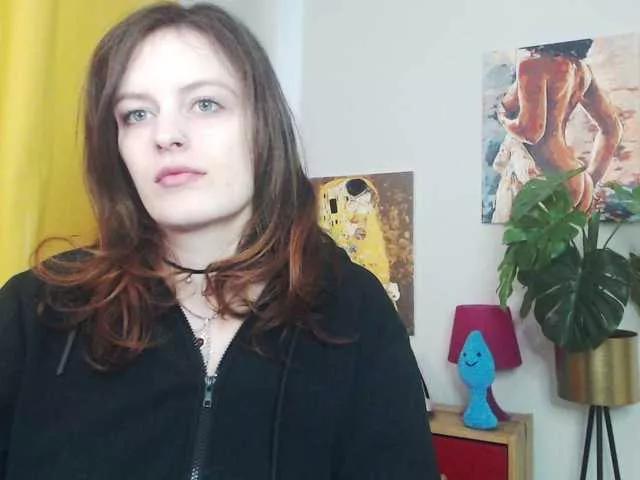 NadineGold on BongaCams 