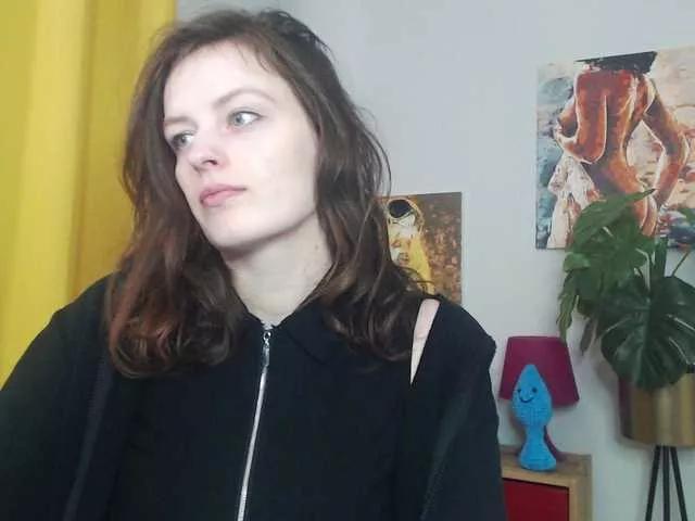 NadineGold on BongaCams 