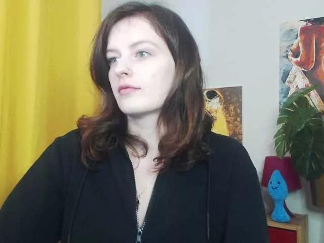 NadineGold on BongaCams 