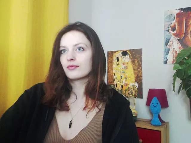NadineGold on BongaCams 
