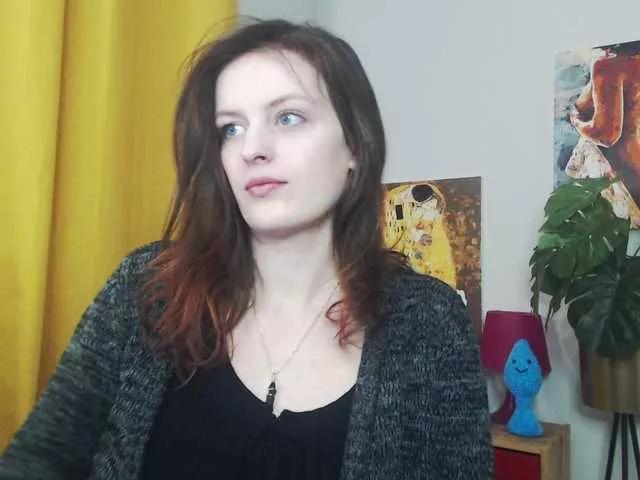 NadineGold on BongaCams 