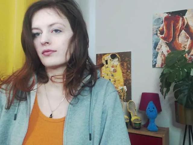 NadineGold on BongaCams 