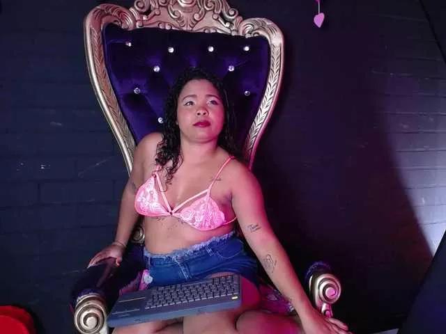 NaharaRouse on BongaCams 