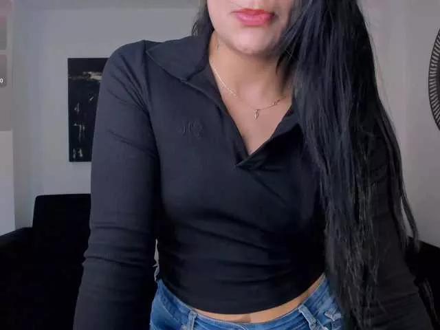 NicoleSanz on BongaCams 