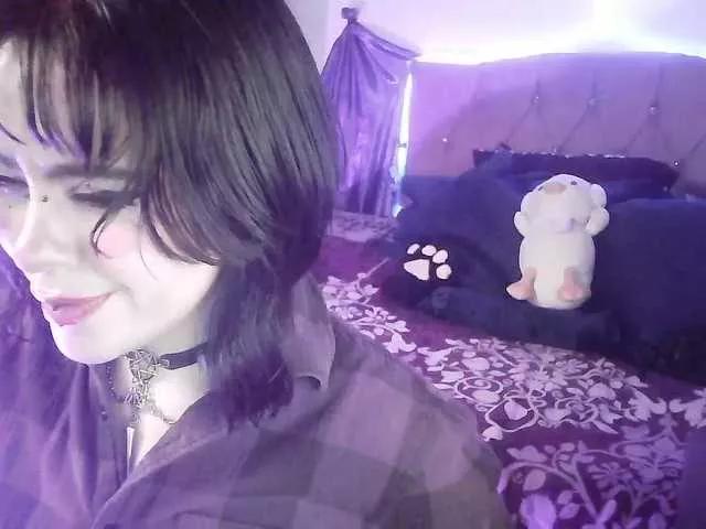 NinaMon on BongaCams 