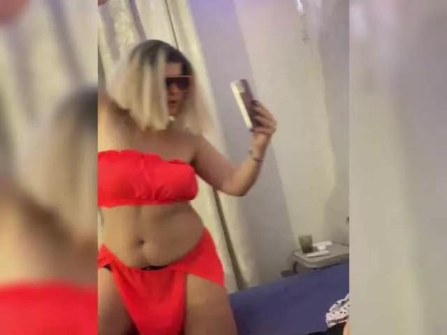 Oyster-lemon on BongaCams 