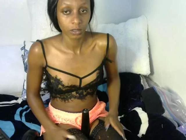 Quinbeib on BongaCams