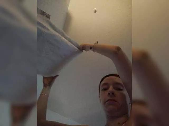 Redsworld0724 on BongaCams 