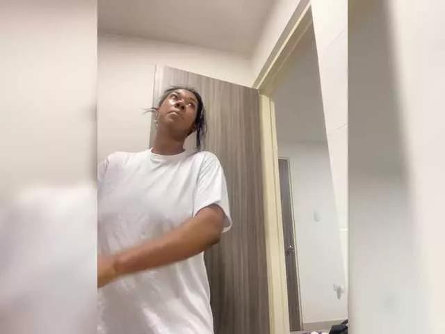 ReginaCorleone on BongaCams 