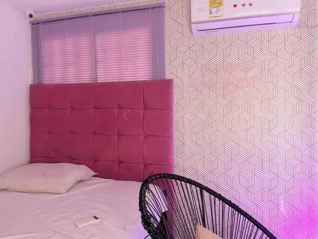 rosariio1 on BongaCams 