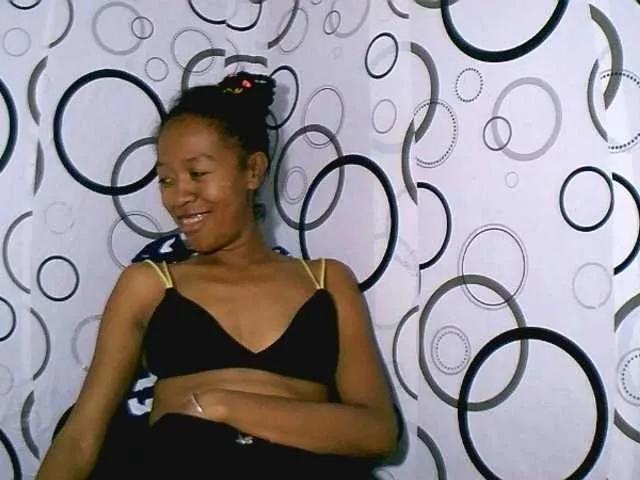 rose27 on BongaCams 