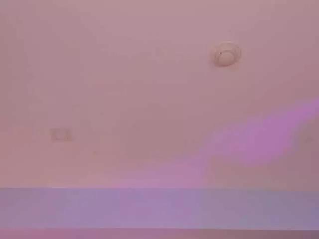 RoseFerrera on BongaCams 