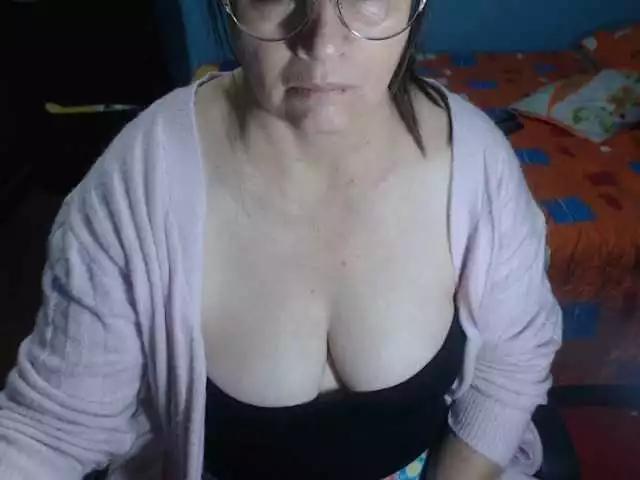 rouseehotglad on BongaCams 