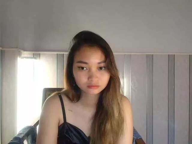 RozyBlack on BongaCams