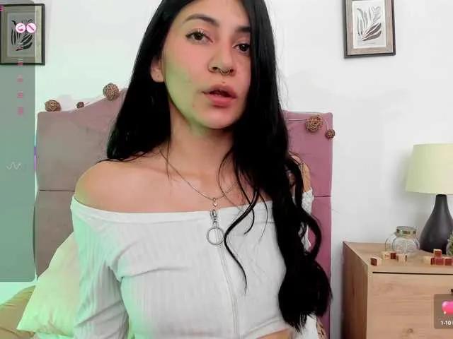 SaraOrtiz- on BongaCams