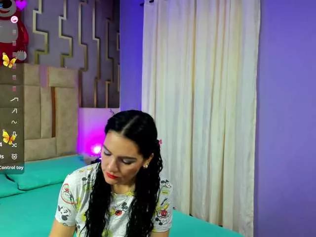 scarlethit on BongaCams 