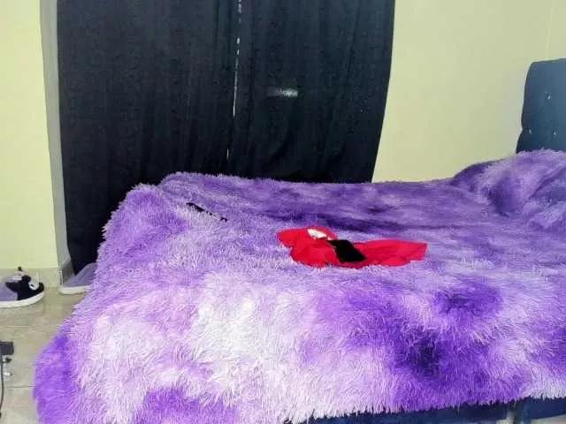 scarlett-bigass on BongaCams