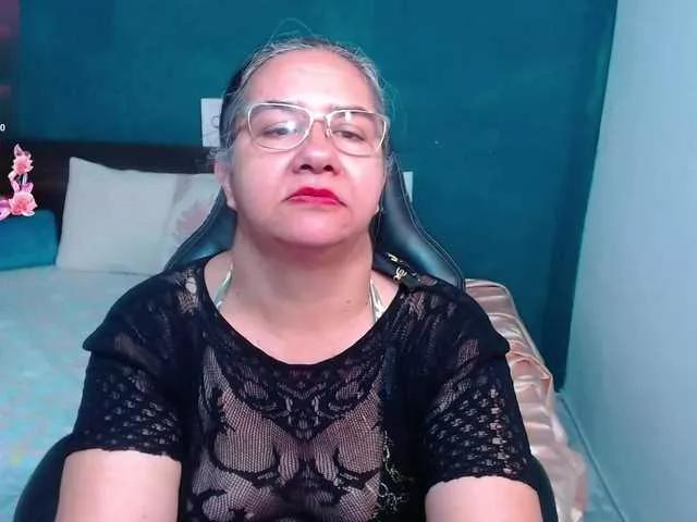 scarlett-dubois on BongaCams 