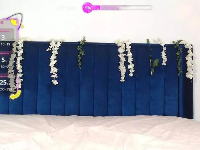ScarlettRoyal on BongaCams 