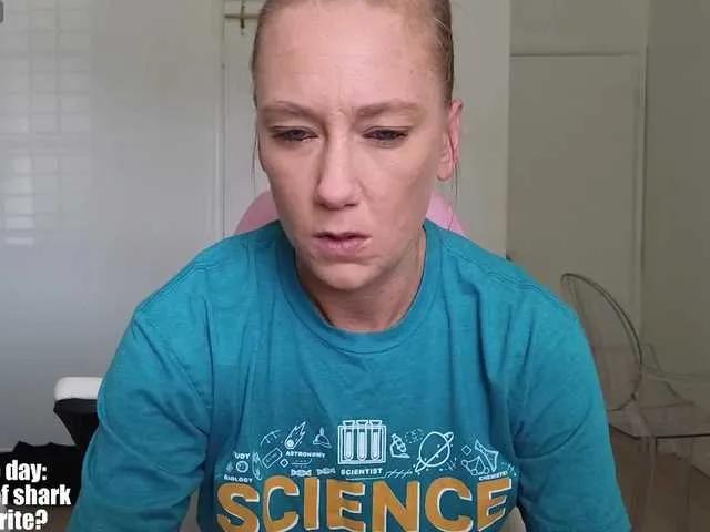 sexyscienceteacher90 on BongaCams