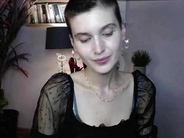 soft-sarah on BongaCams 