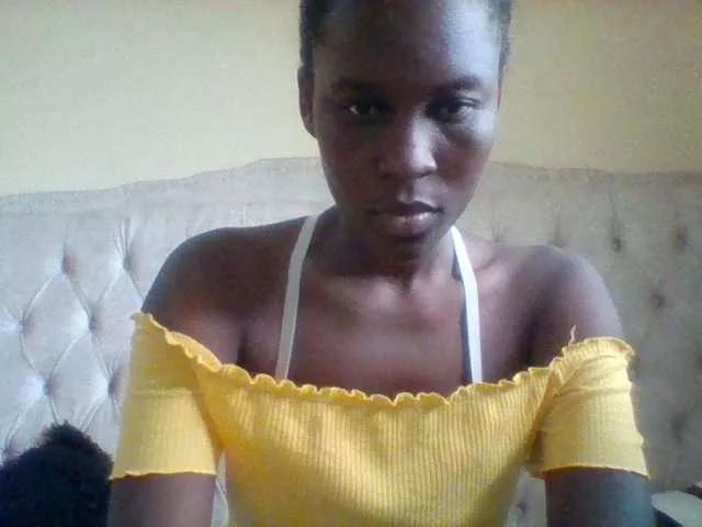 SweetHal on BongaCams