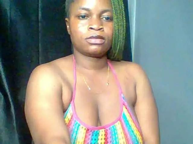 Thickerboobs-xx on BongaCams 
