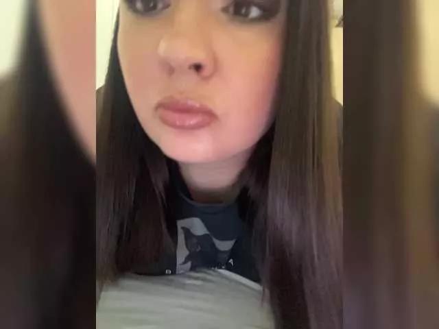 Tina-Dolly on BongaCams 