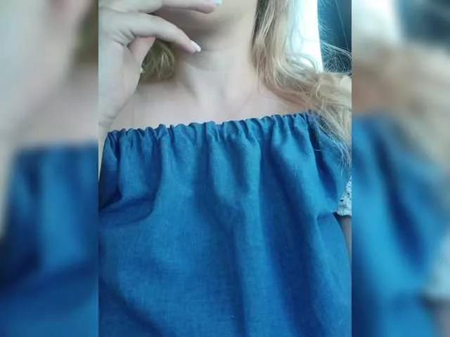 Vina-Nelly on BongaCams