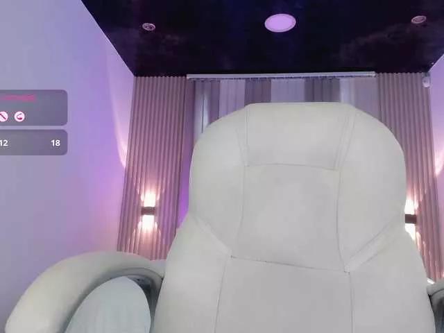 violet-thomas on BongaCams 