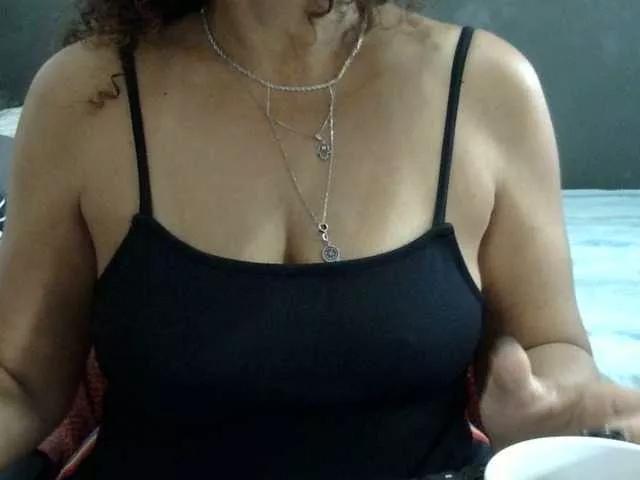 volupmilf on BongaCams 