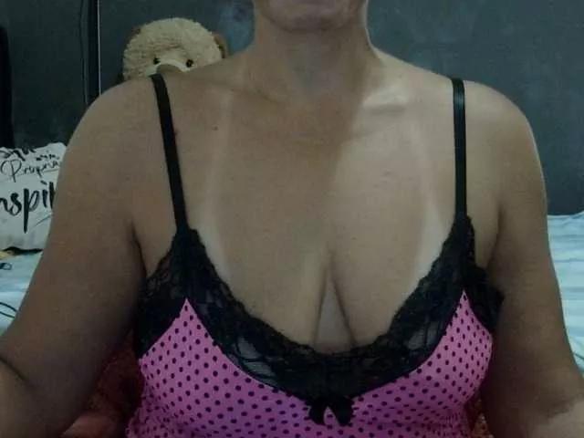 volupmilf on BongaCams 