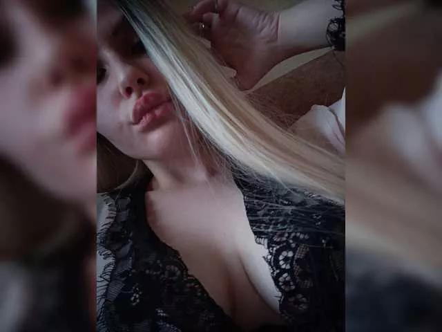 Wildlioness on BongaCams 