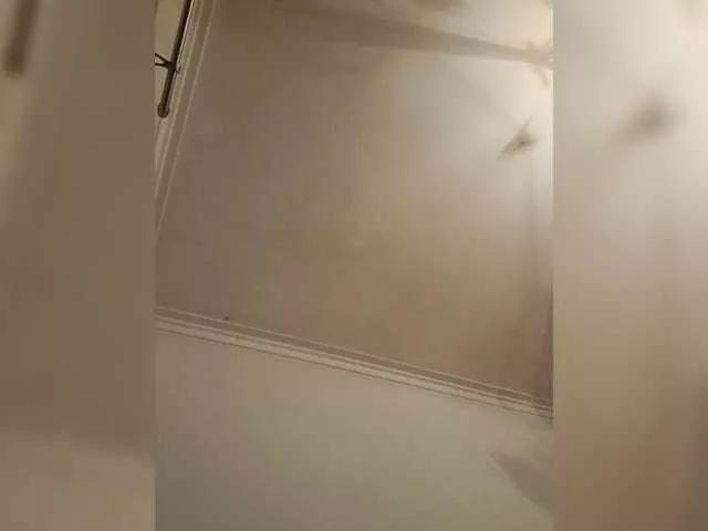 YaraHotCandy on BongaCams 