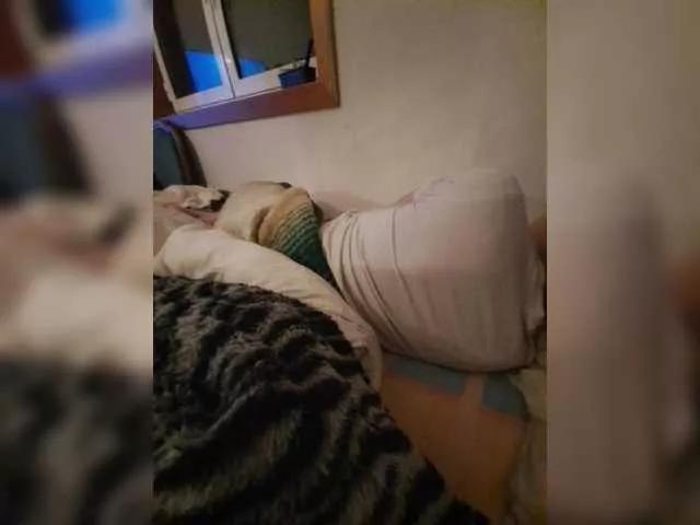 YaraHotCandy on BongaCams 