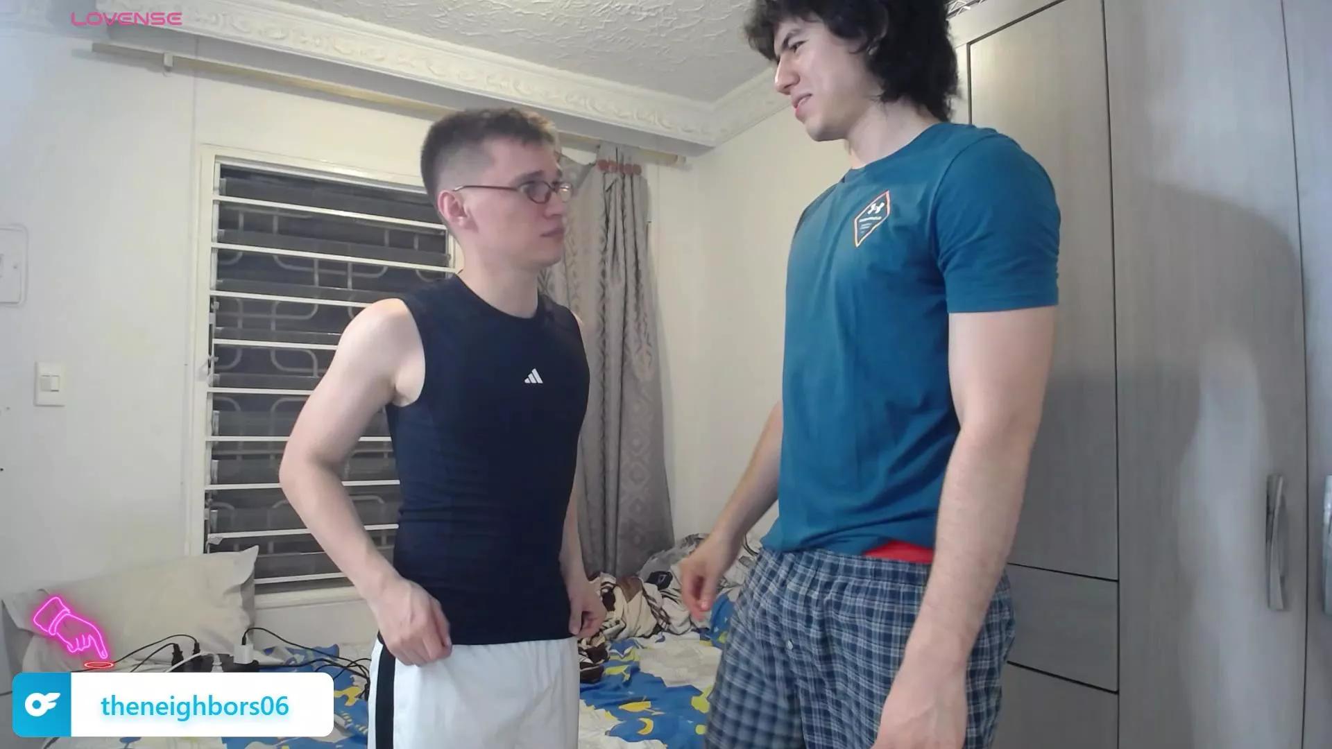 _the_neighbors on Cam4 