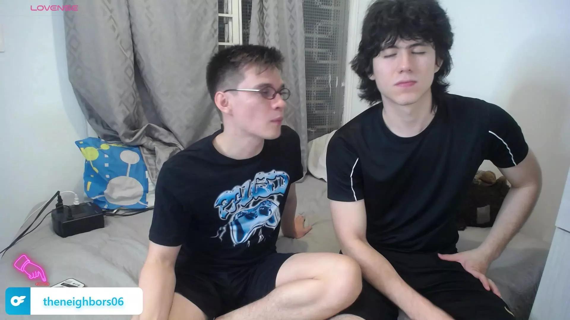 _the_neighbors on Cam4 
