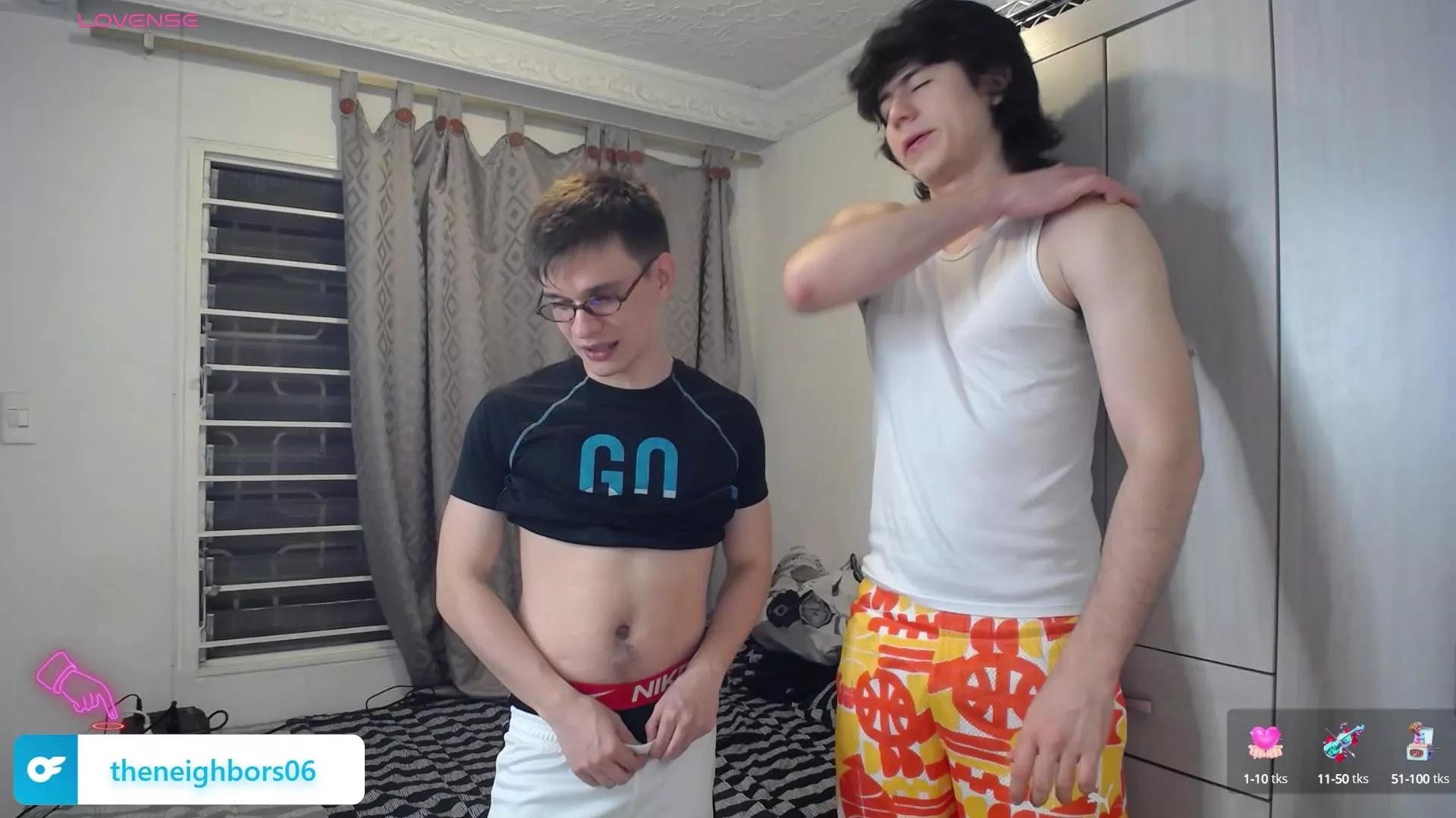 _the_neighbors on Cam4 