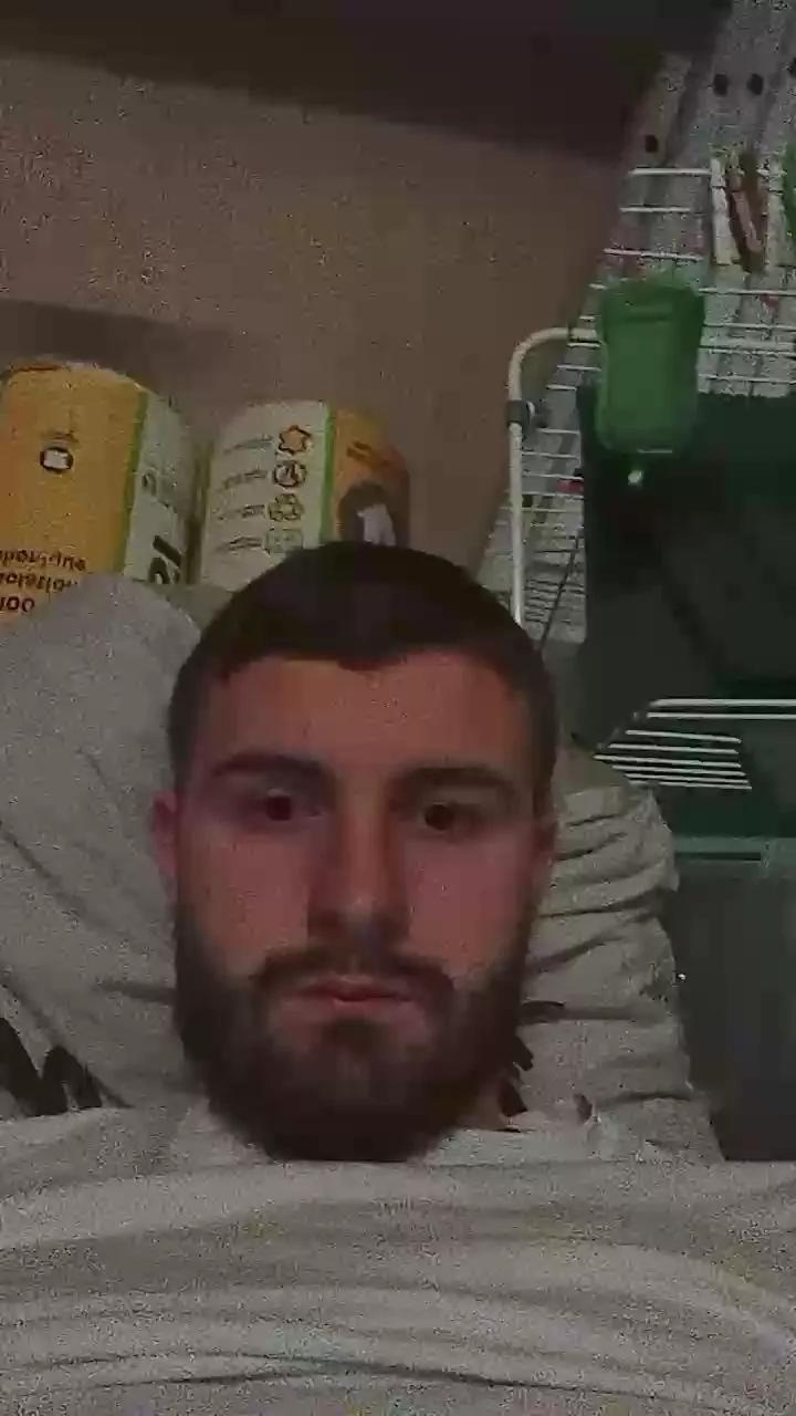 aalleexxiss7788 on Cam4 