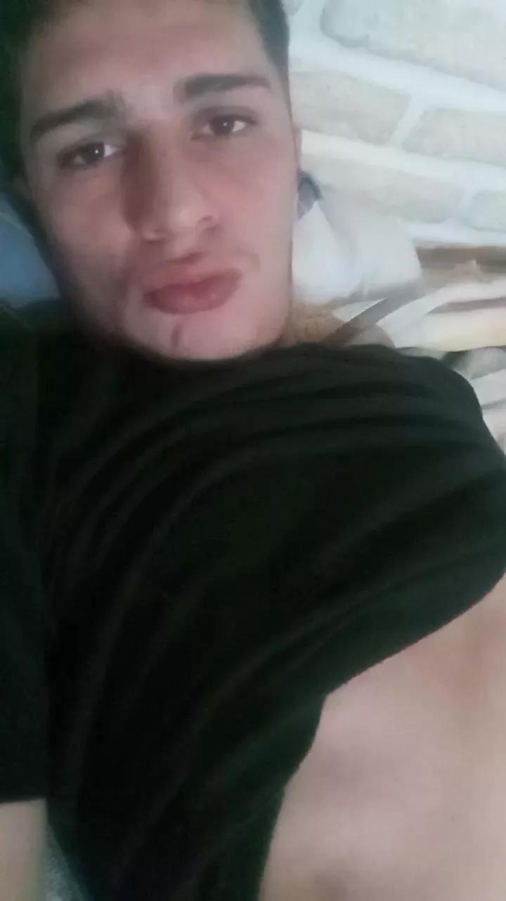 agustin512 on Cam4 