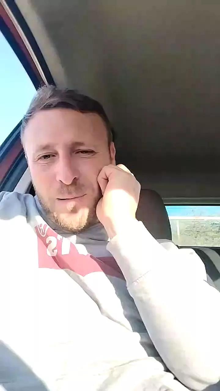 Alegti88 on Cam4 
