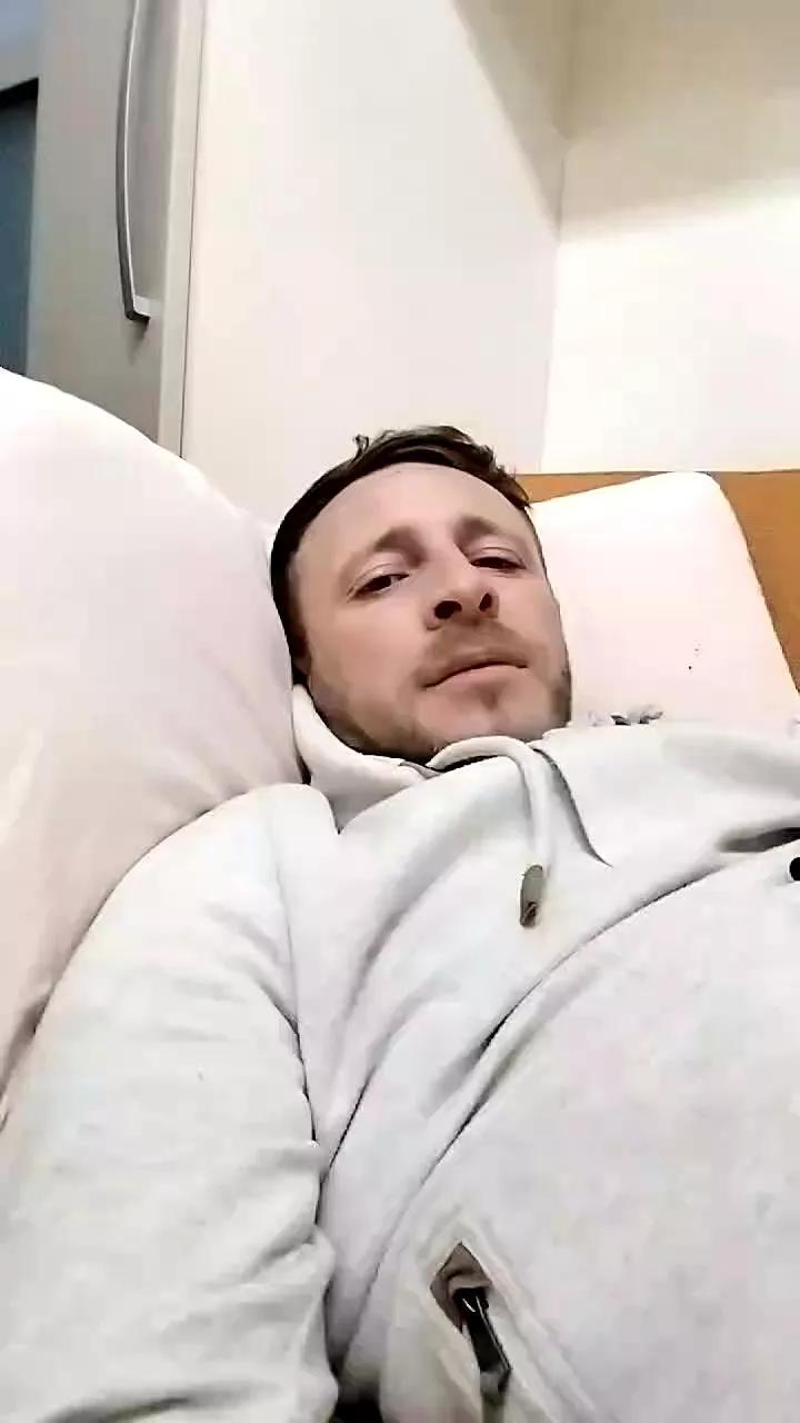 Alegti88 on Cam4 