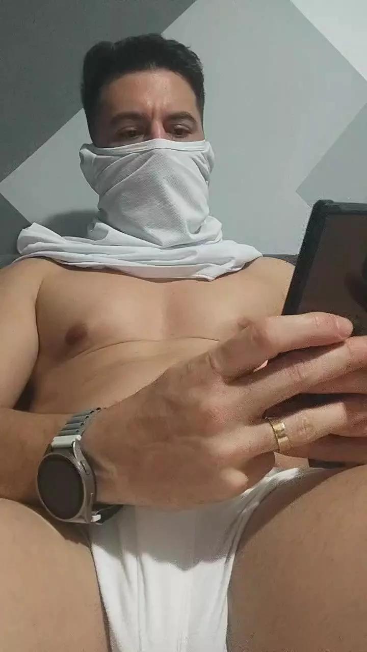alerrandroo1 on Cam4 