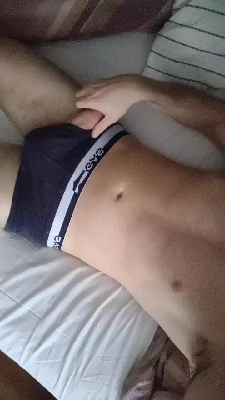 Andreeaas99 on Cam4 