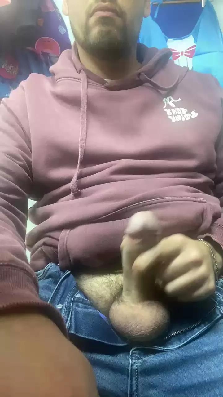 Andrest33chile on Cam4 