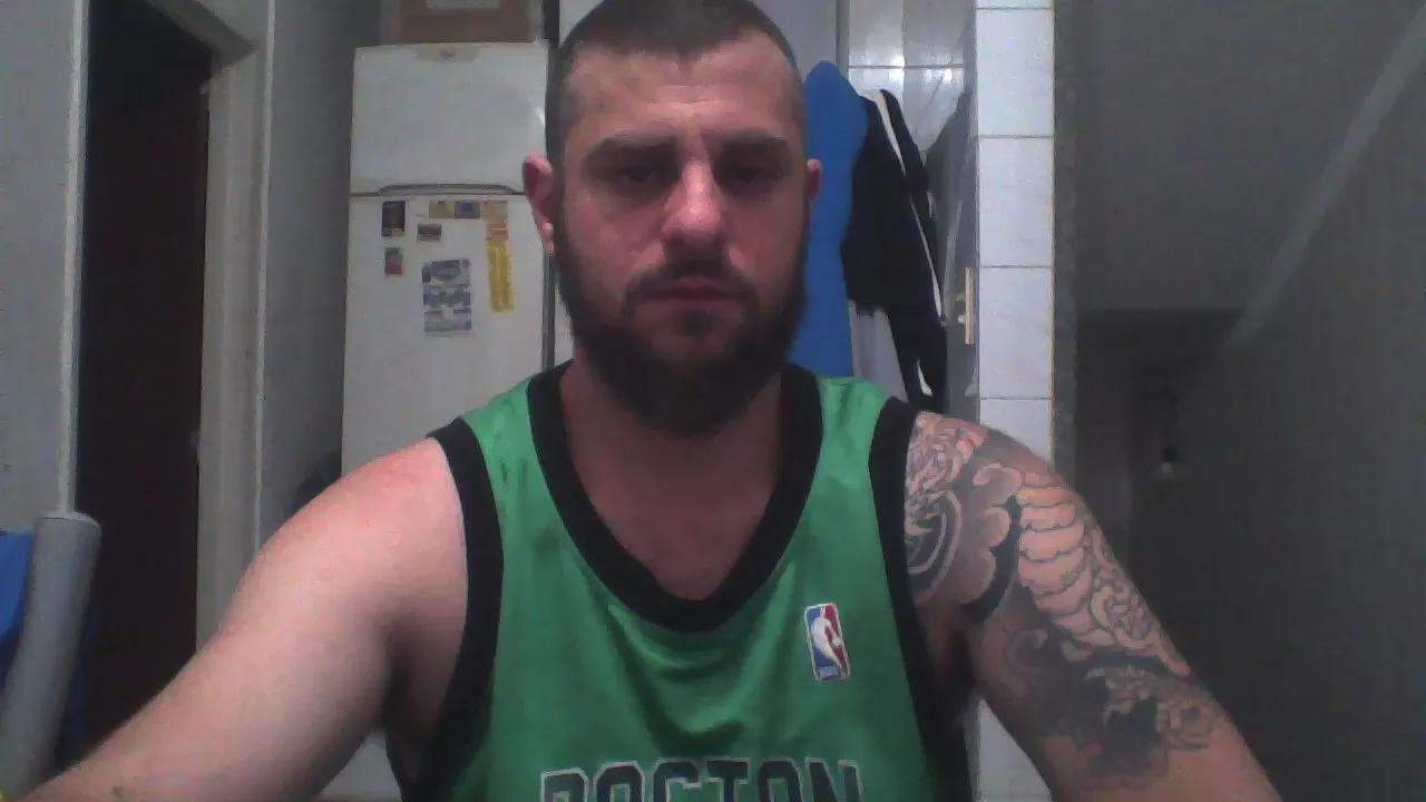 andrres_alm on Cam4 