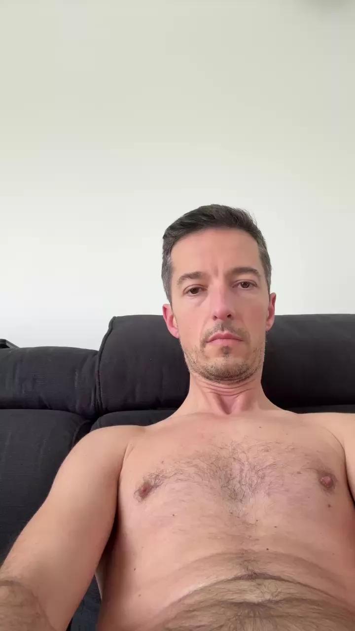 antoine8585 on Cam4 