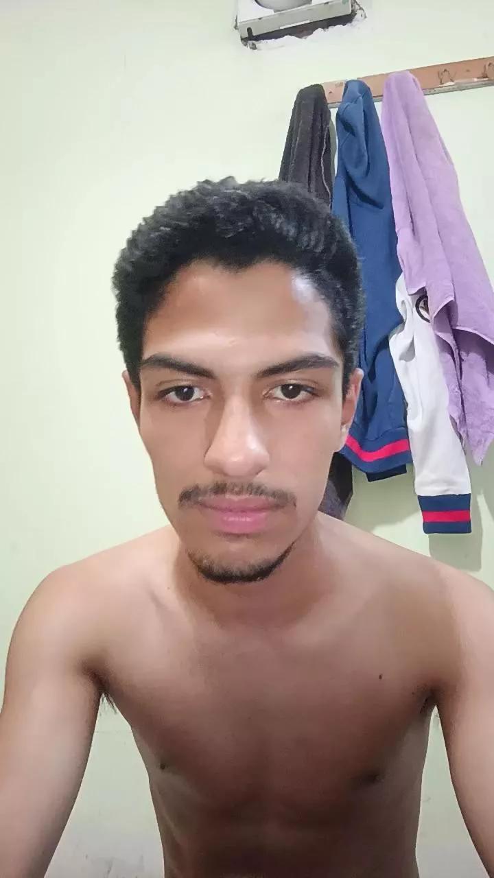 Badguys2025 on Cam4 