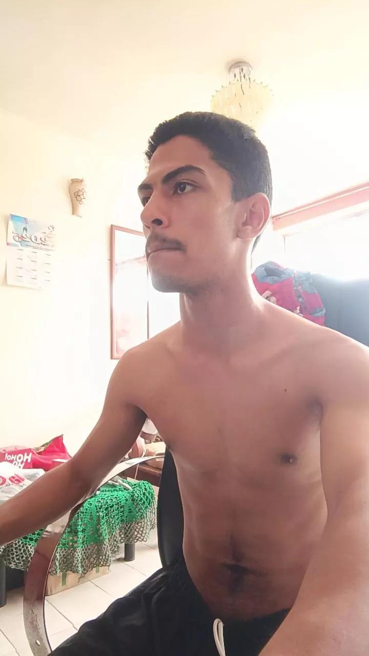 Badguys2025 on Cam4 