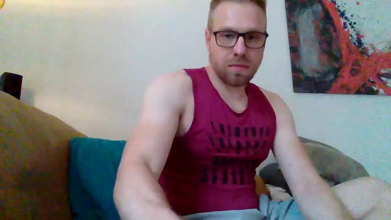 Offline Bartfresse91 on Cam4